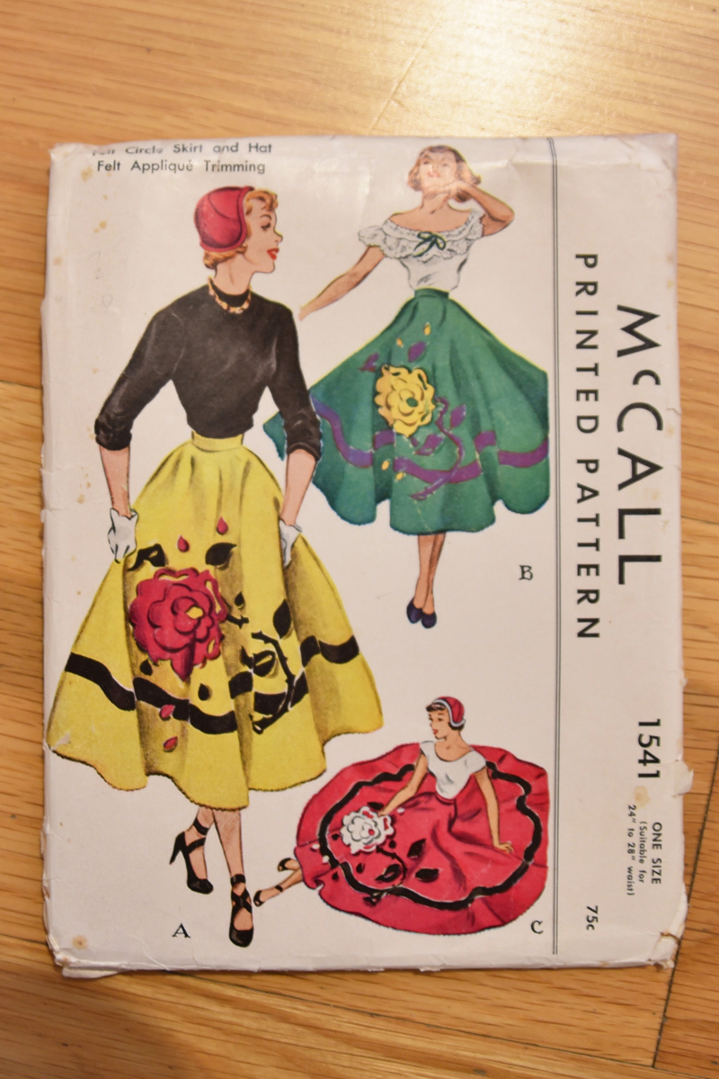{Sewing} McCall’s #1541: Everything’s Coming Up Roses